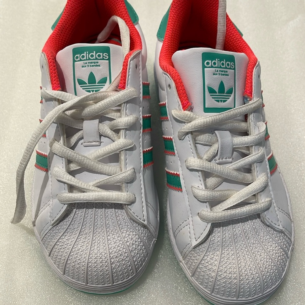 13c Adidas Superstar C